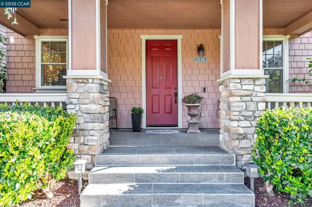 $848,000 | 2036 Serra Lane, Hercules, CA 94547