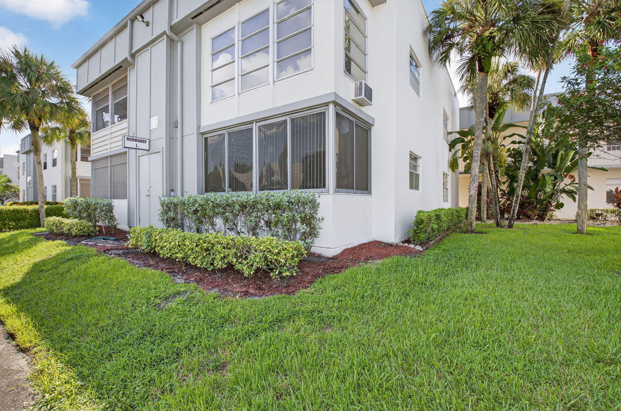 538 Normandy Lane Delray Beach, FL 33484 - Photo 21 of 66 1-web-or-mls-009_DSC_3428
