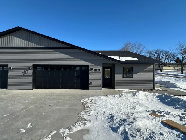 $395,000 | 300 Birch Street North, Sauk Centre, MN 56378