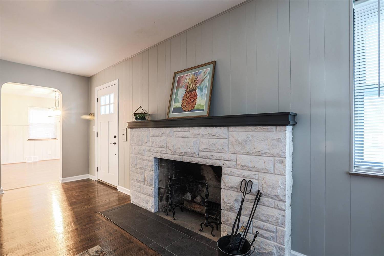 5584 Sidney Road Cincinnati, OH 45238 - Photo 6 of 36