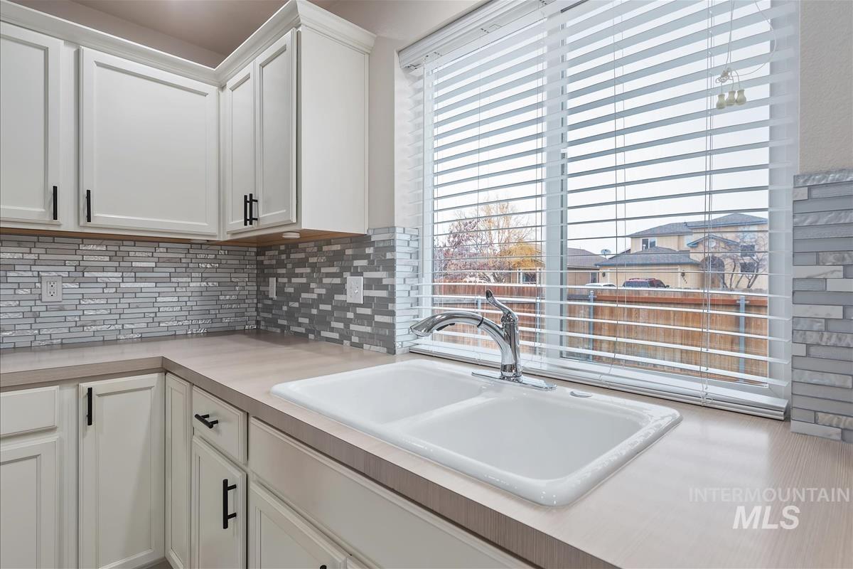 13576 Cocoa Beach Street Caldwell, ID 83607 - Photo 17 of 35