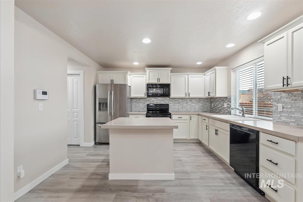 13576 Cocoa Beach Street Caldwell, ID 83607 - Photo 2 of 35