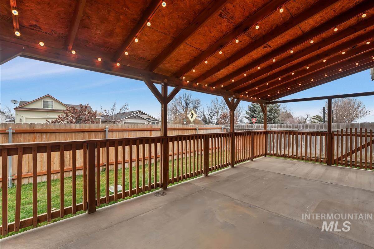 13576 Cocoa Beach Street Caldwell, ID 83607 - Photo 3 of 35