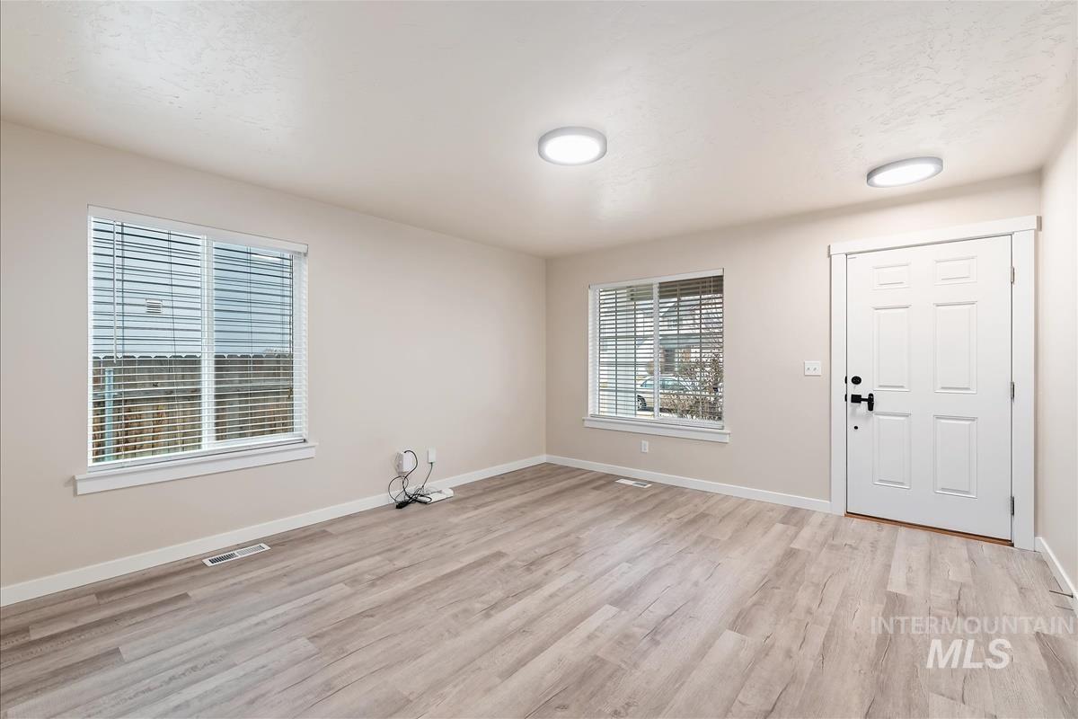 13576 Cocoa Beach Street Caldwell, ID 83607 - Photo 5 of 35