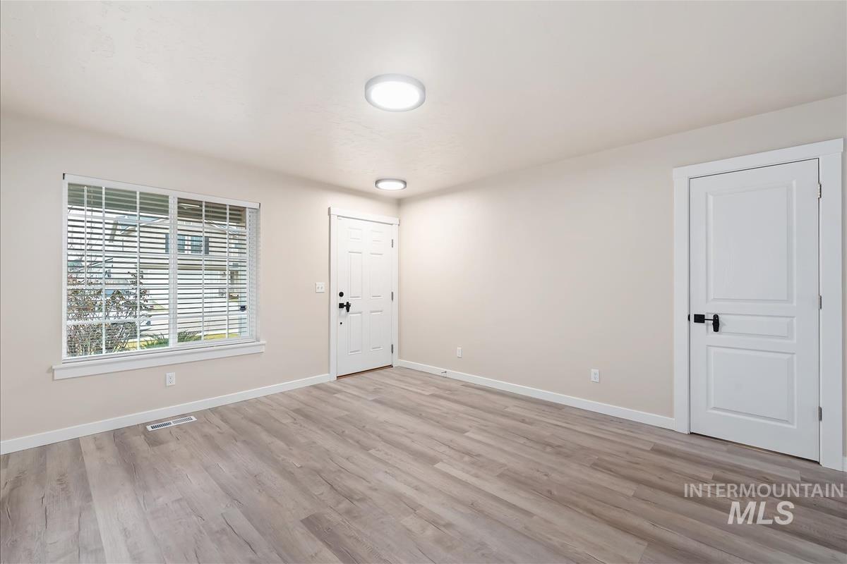 13576 Cocoa Beach Street Caldwell, ID 83607 - Photo 6 of 35