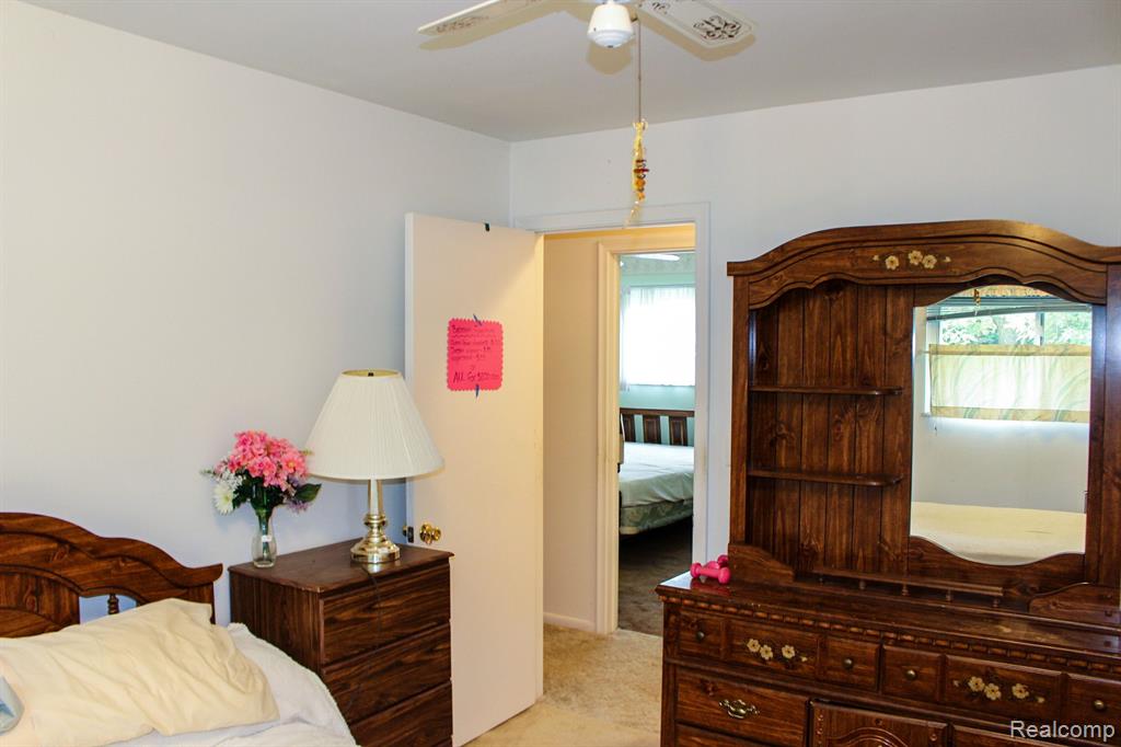 7095 Clintonville Road Clarkston, MI 48348 - Photo 15 of 22