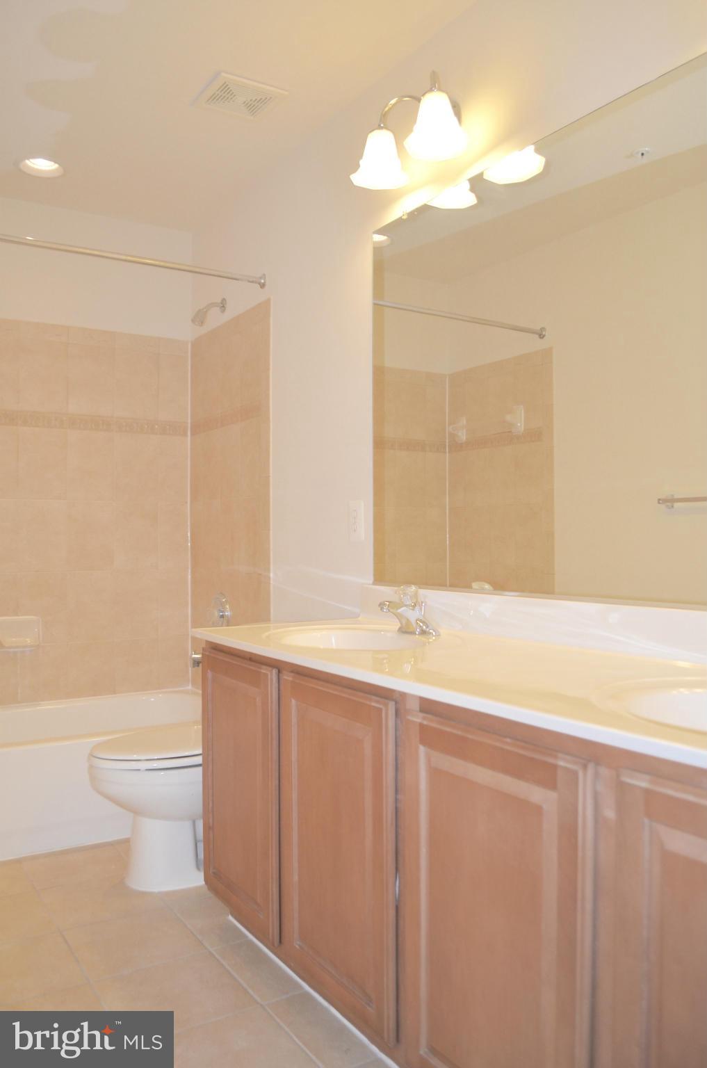 9103 Eldon Drive Clinton, MD 20735 - Photo 28 of 30 Upper Level Full Bath