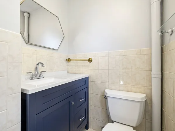 $5,800 | 42 William Street, Unit 1, Medford, MA 02155