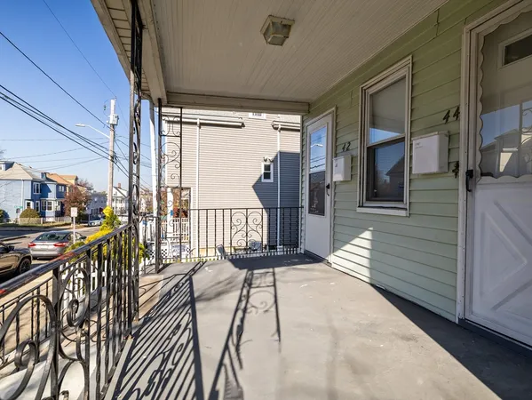 $5,800 | 42 William Street, Unit 1, Medford, MA 02155