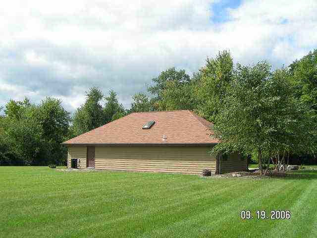 7201 West River Road Yorktown, IN 47396 - Photo 3 of 9 Gallery Image 3