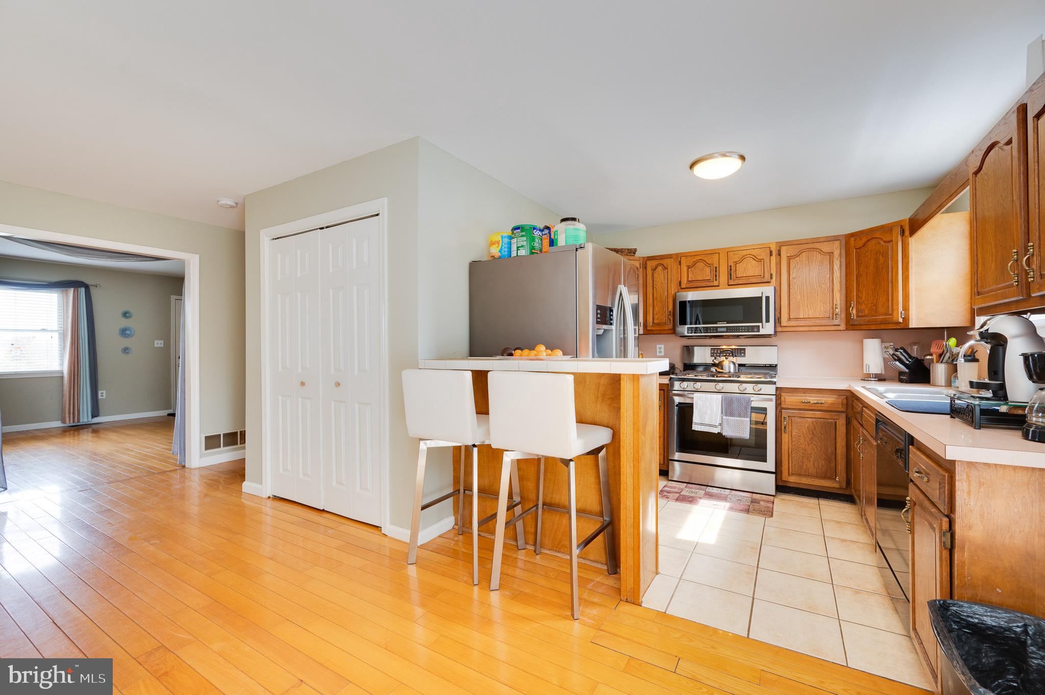 806 Upland Avenue Reading, PA 19607 - Photo 13 of 35 Kitchen