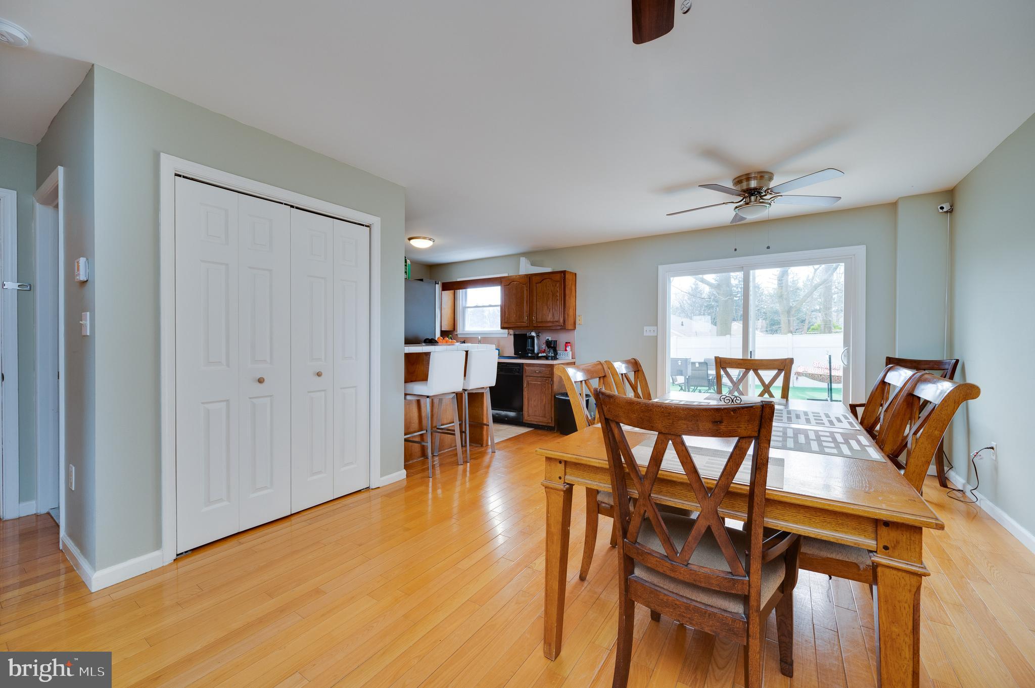 806 Upland Avenue Reading, PA 19607 - Photo 10 of 35 Dining Room