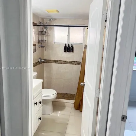 $2,550 | 17348 Northwest 74th Avenue, Unit 101, Hialeah, FL 33015