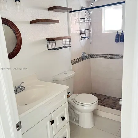 $2,550 | 17348 Northwest 74th Avenue, Unit 101, Hialeah, FL 33015