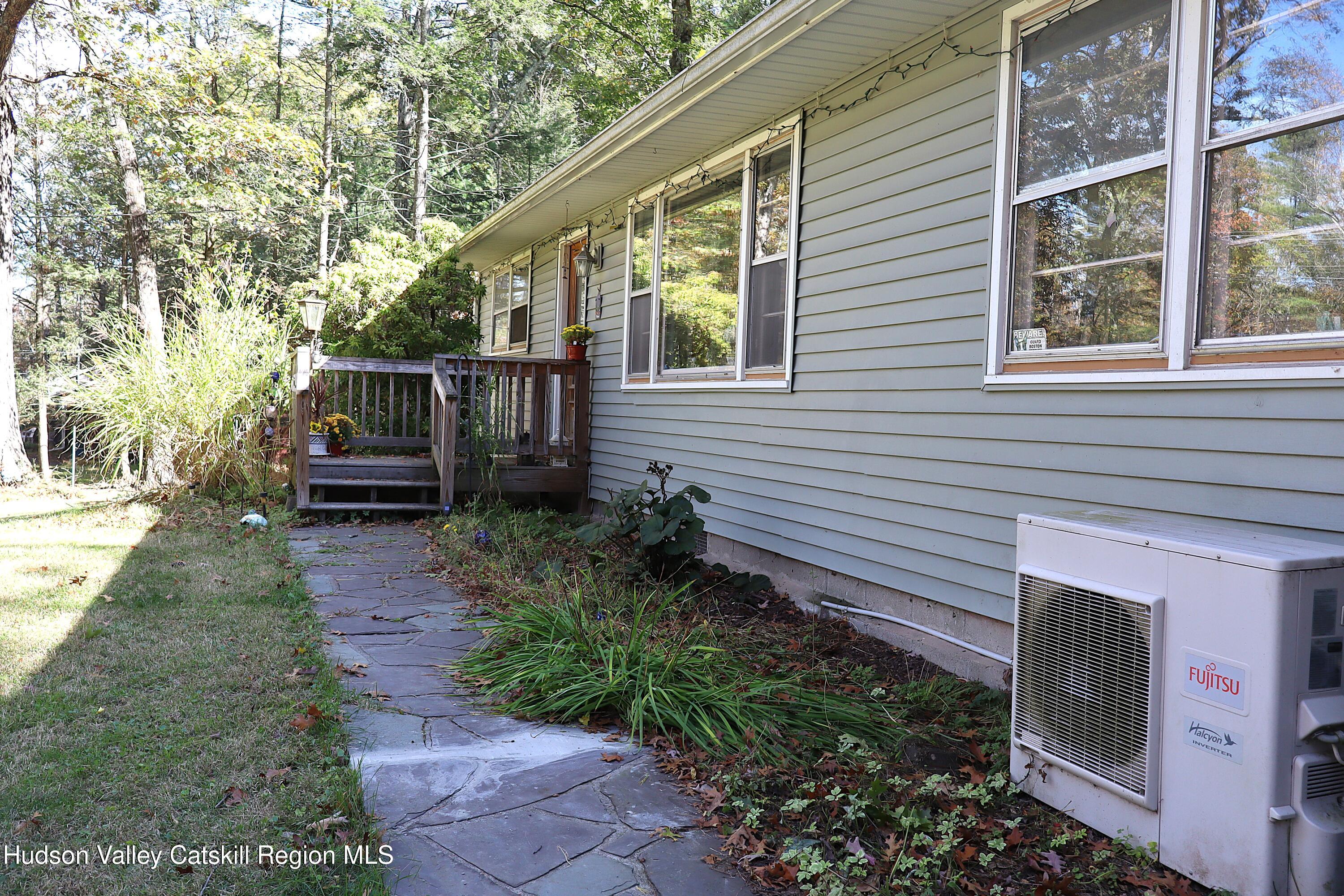 92 Witch Tree Road Woodstock, NY 12498 - Photo 3 of 20 IMG_2053