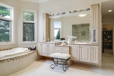 $1,845,000 | 1710 Brighton Court, Champaign, IL 61822