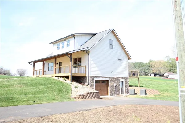$499,000 | 500 Norman Lane, Dobson, NC 27017