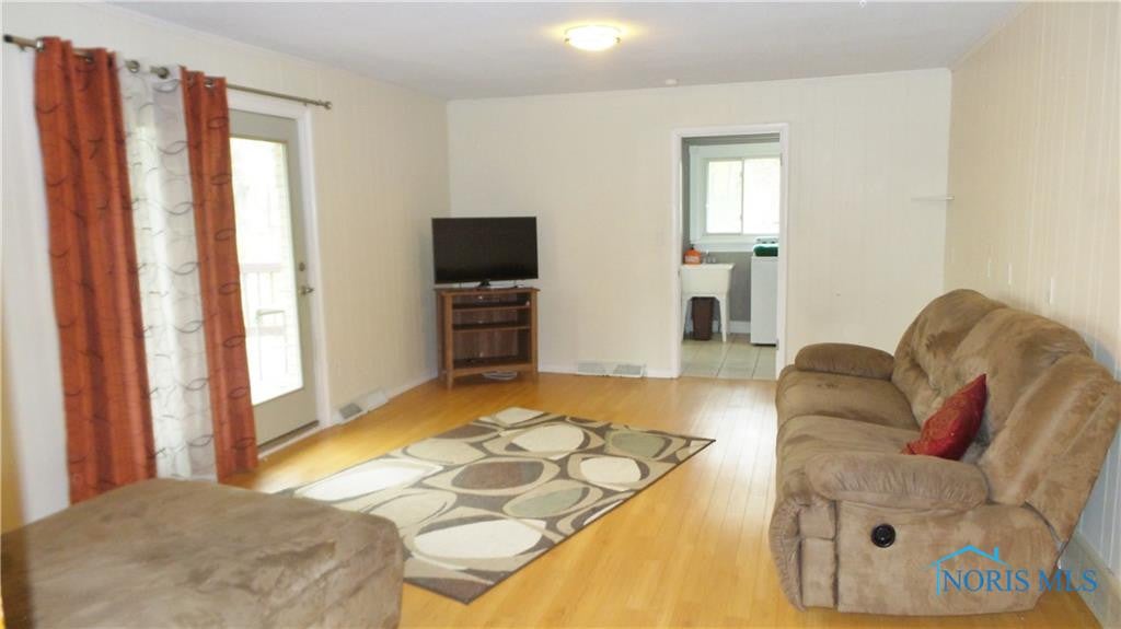 9556 Deimling Road Perrysburg, OH 43551 - Photo 3 of 17 Gallery Image 3