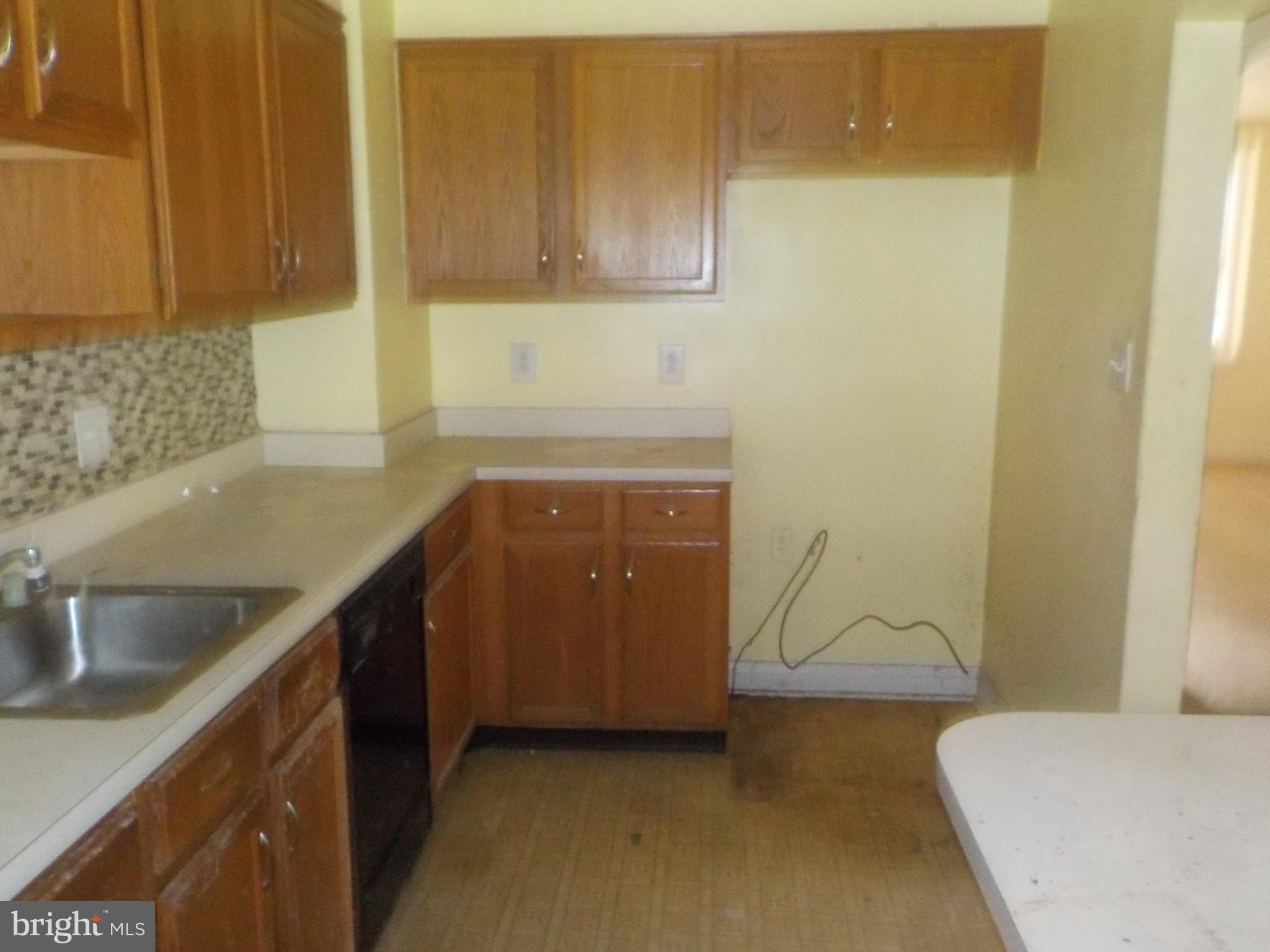 812 Wedgewood Road Baltimore, MD 21229 - Photo 17 of 52