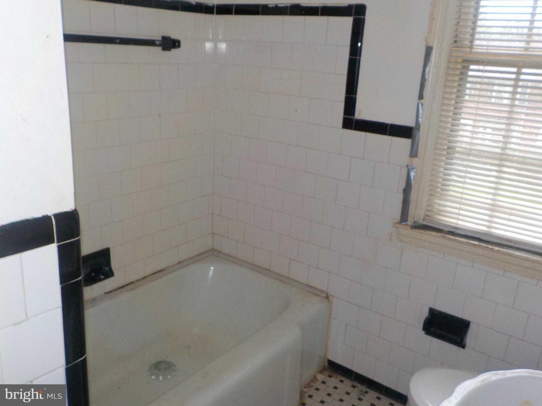812 Wedgewood Road Baltimore, MD 21229 - Photo 22 of 52