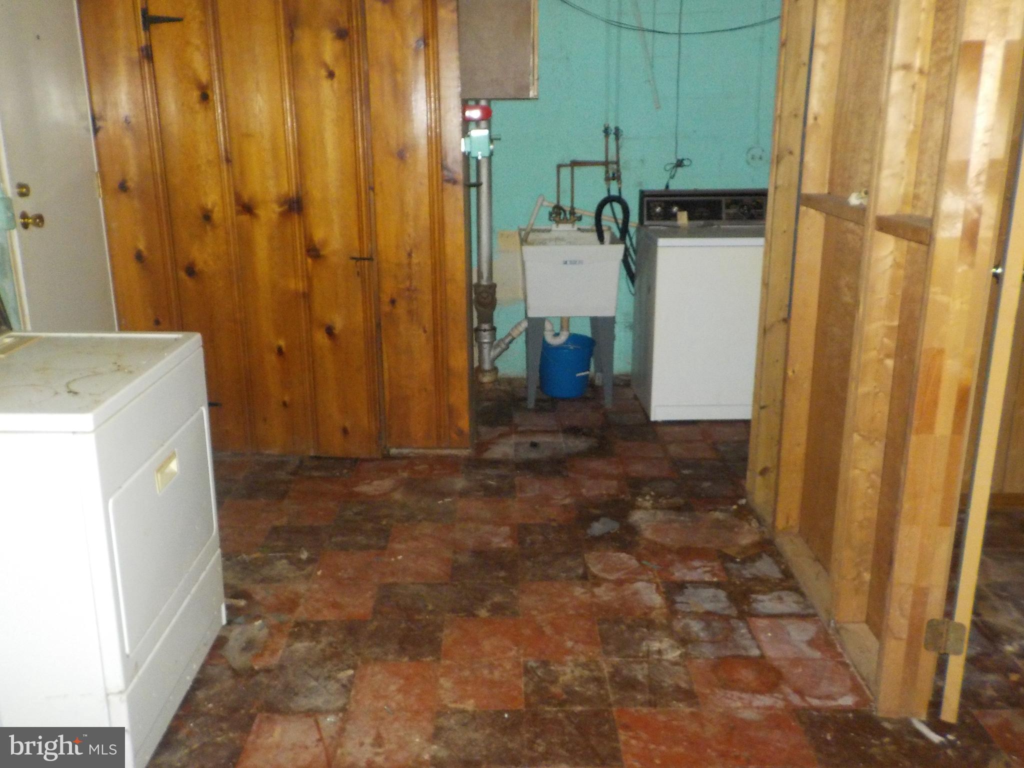 812 Wedgewood Road Baltimore, MD 21229 - Photo 45 of 52
