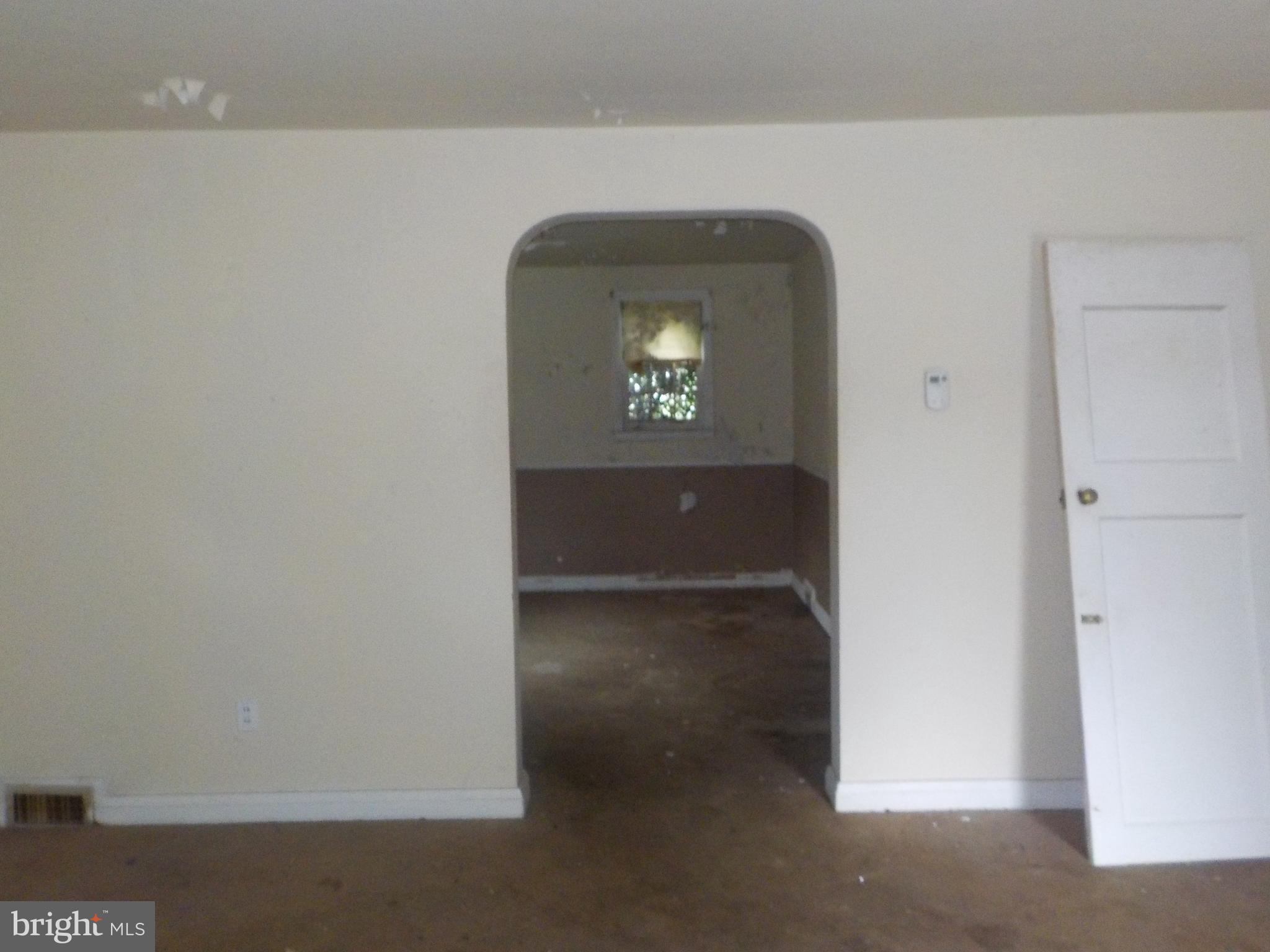 812 Wedgewood Road Baltimore, MD 21229 - Photo 9 of 52