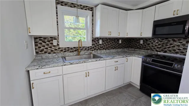 $155,000 | 1241 Main Street, Kingston, PA 18704