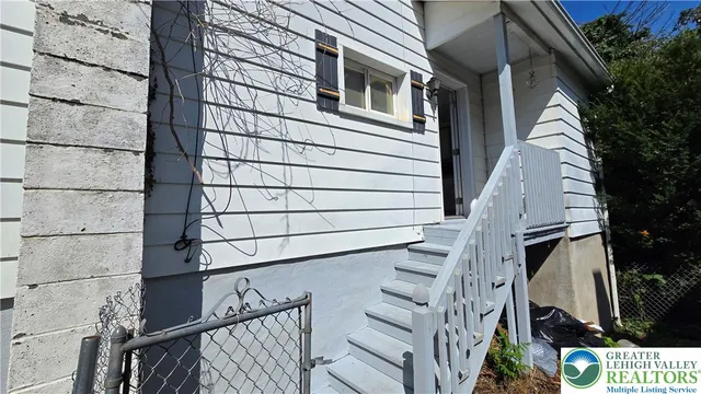 $155,000 | 1241 Main Street, Kingston, PA 18704