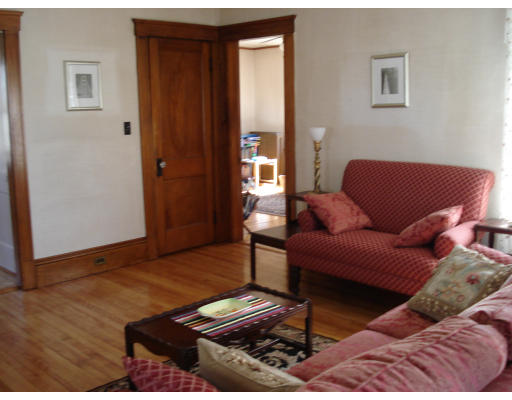 20 Hapgood Road Worcester, MA 01605 - Photo 4 of 10 Gallery Image 4