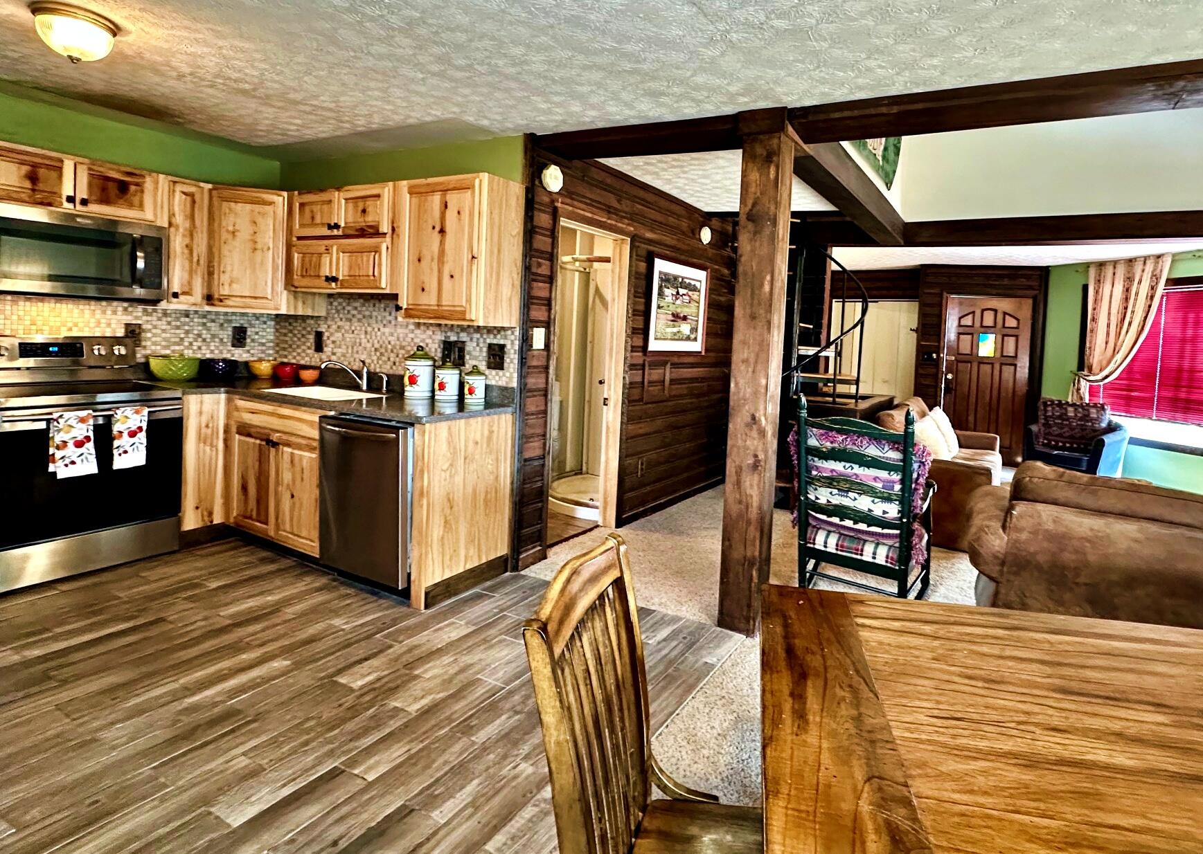 82 Sundown Road Slatyfork, WV 26291 - Photo 22 of 52 Gallery Image 22