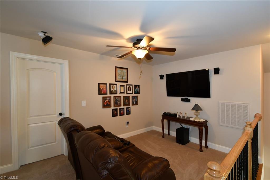 121 Mountain Ridge Court King, NC 27021 - Photo 17 of 28 Gallery Image 17