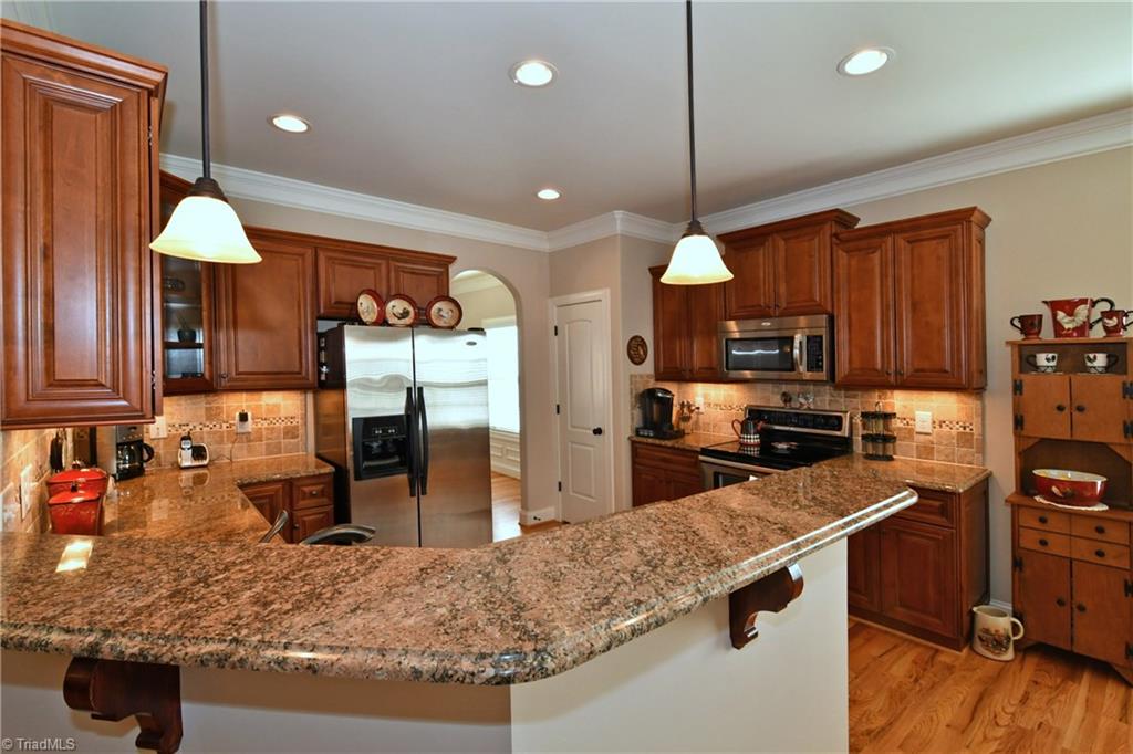 121 Mountain Ridge Court King, NC 27021 - Photo 8 of 28 Gallery Image 8