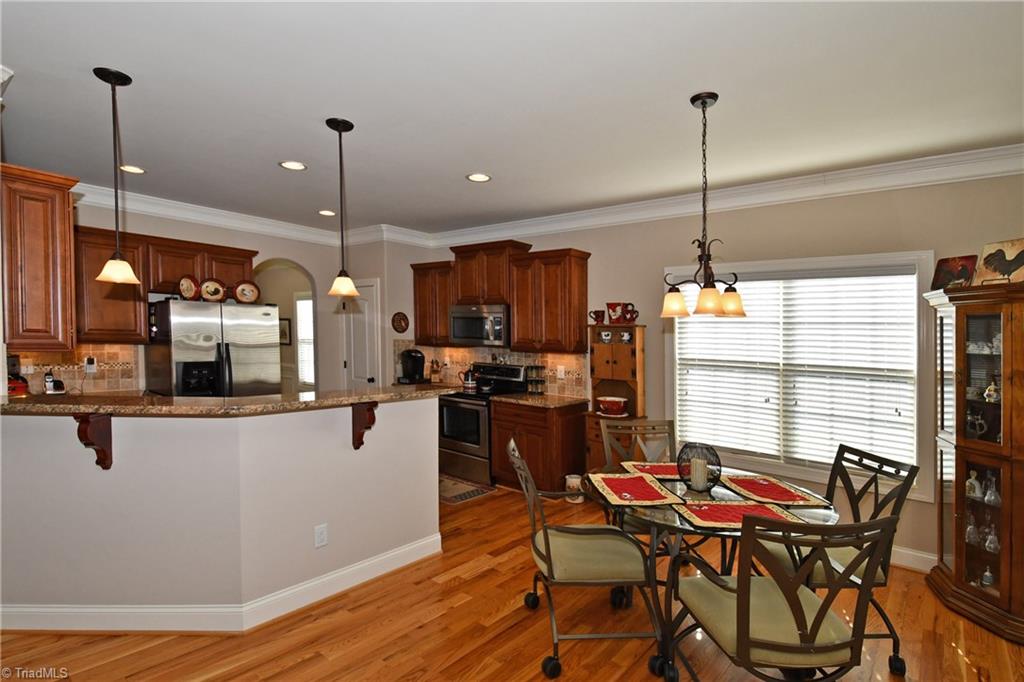 121 Mountain Ridge Court King, NC 27021 - Photo 9 of 28 Gallery Image 9