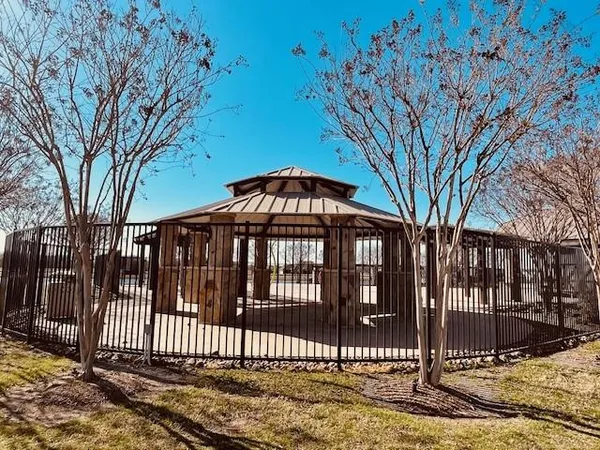 $1,975 | 1501 Bridle Drive, Royse City, TX 75189