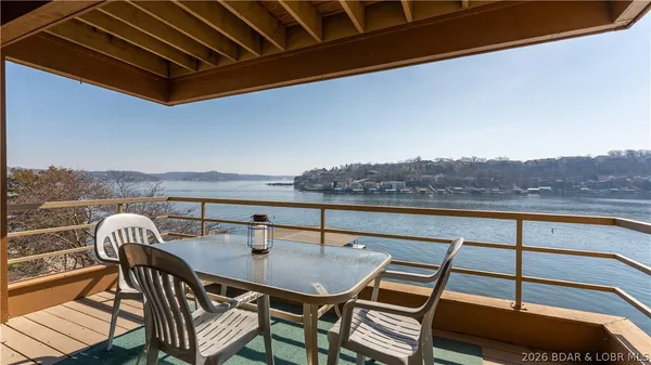 $349,900 | 32 Cedar Court, Unit 1B, Lake Ozark, MO 65049