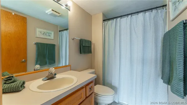 $349,900 | 32 Cedar Court, Unit 1B, Lake Ozark, MO 65049