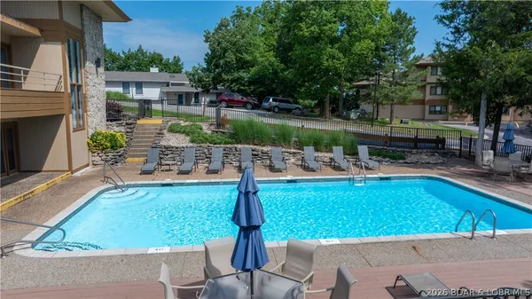 $349,900 | 32 Cedar Court, Unit 1B, Lake Ozark, MO 65049