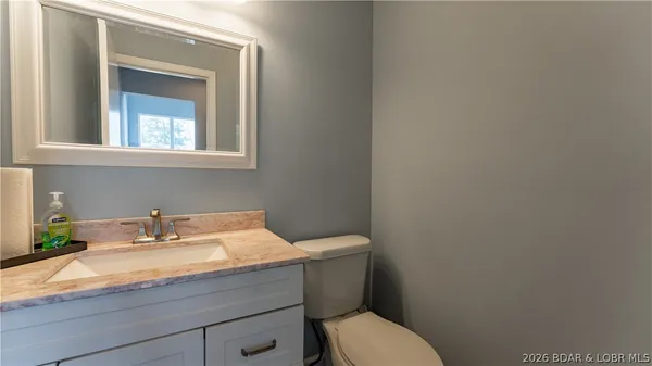 $349,900 | 32 Cedar Court, Unit 1B, Lake Ozark, MO 65049