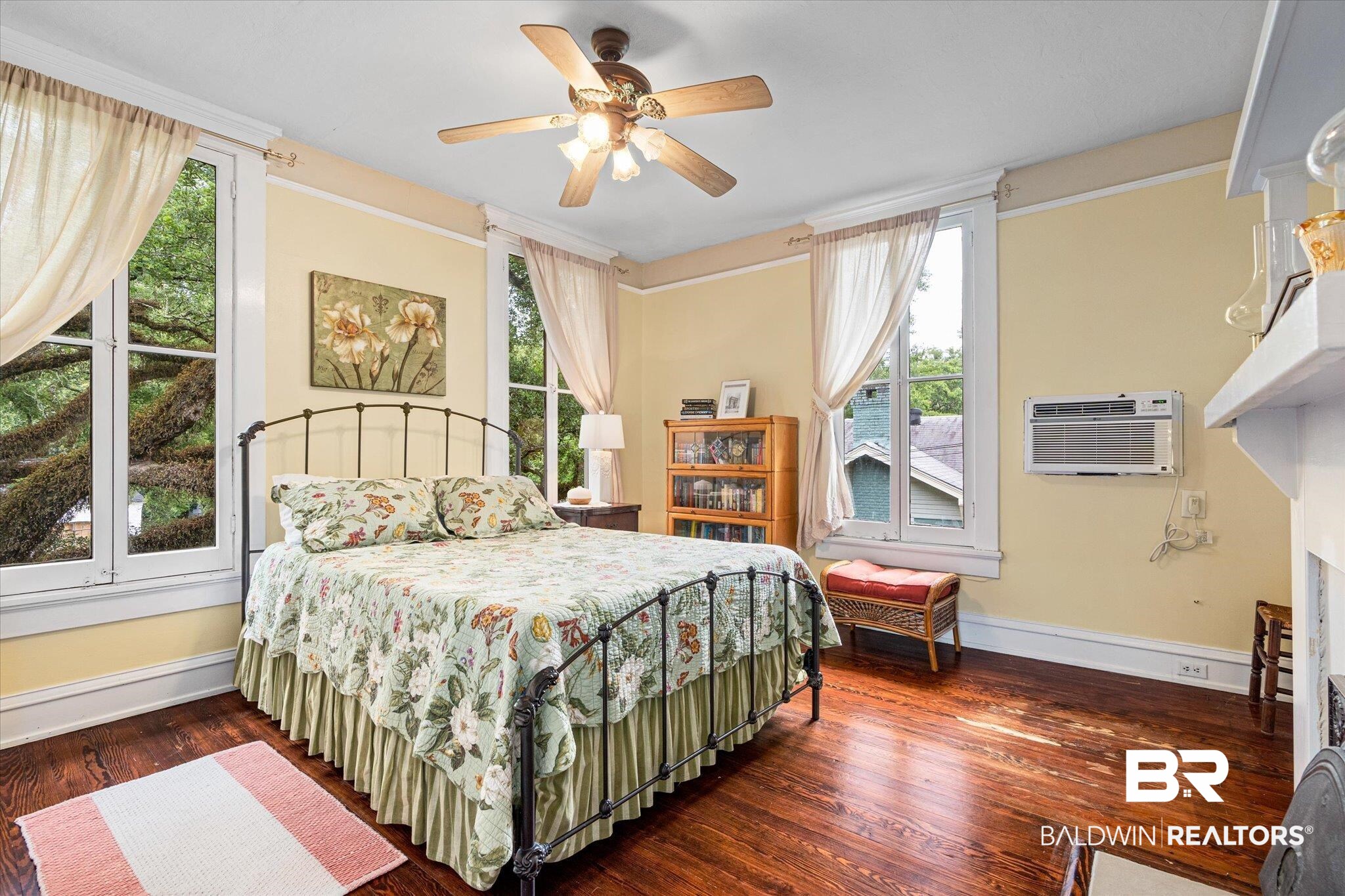 160 Houston Street Mobile, AL 36606 - Photo 23 of 36