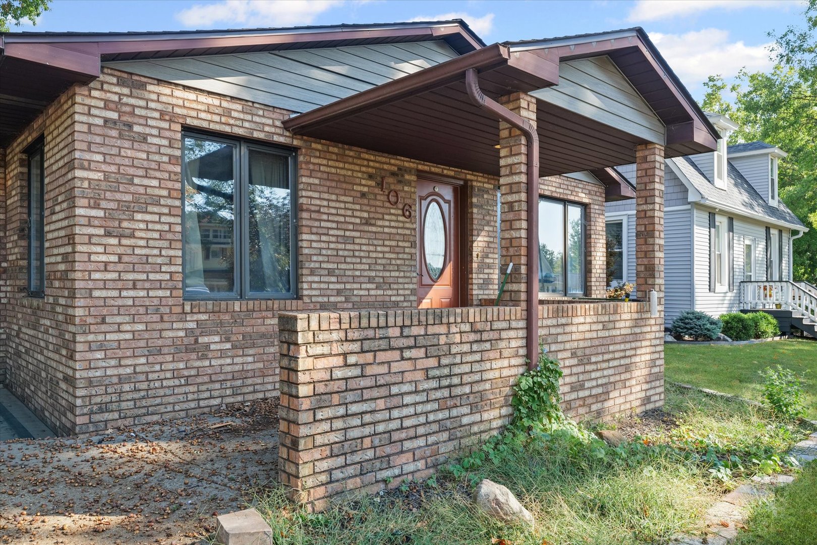 106 East Union Street Mahomet, IL 61853 - Photo 5 of 24 a view of house