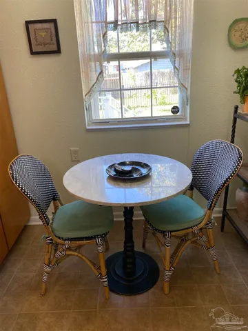 $449,000 | 213 Southeast Baublits Drive, Pensacola, FL 32507