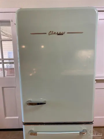 $449,000 | 213 Southeast Baublits Drive, Pensacola, FL 32507