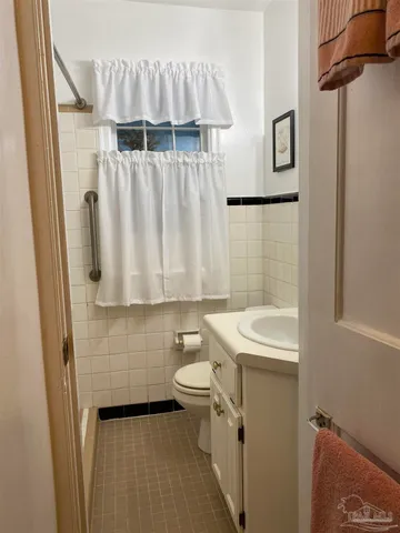 $449,000 | 213 Southeast Baublits Drive, Pensacola, FL 32507