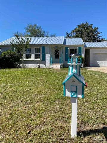 $449,000 | 213 Southeast Baublits Drive, Pensacola, FL 32507
