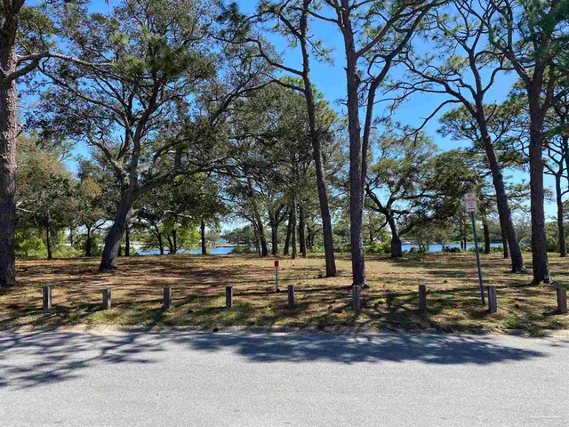 $449,000 | 213 Southeast Baublits Drive, Pensacola, FL 32507