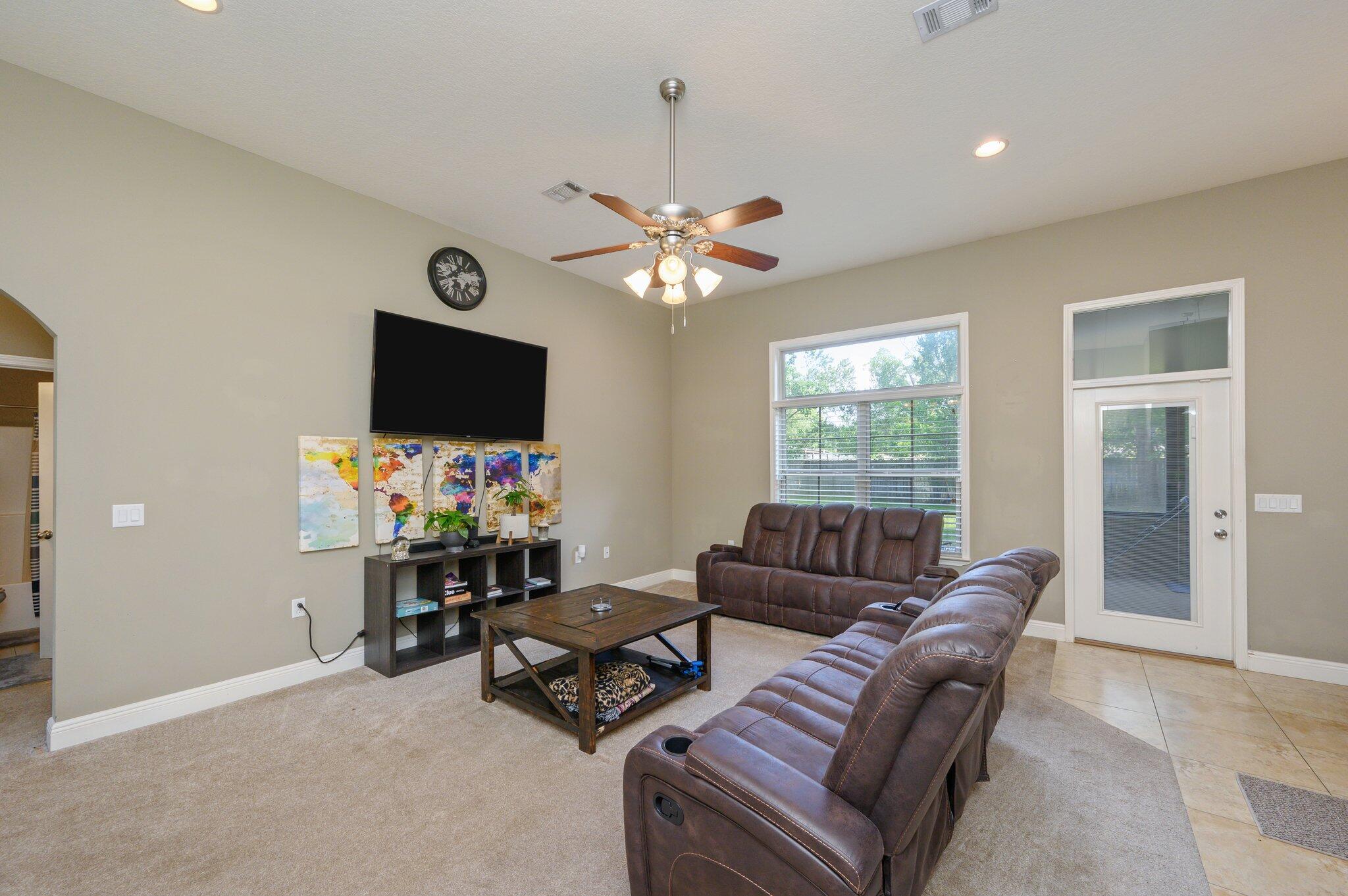 418 Westminster Road Fort Walton Beach, FL 32547 - Photo 5 of 37 7-web-or-mls-418 Westminster Rd-03