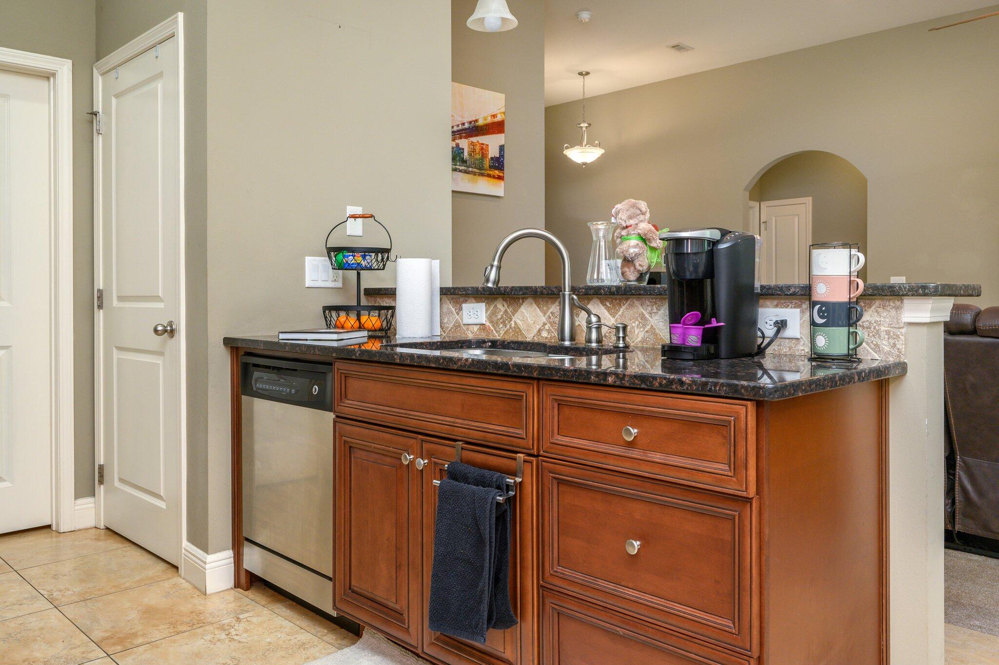 418 Westminster Road Fort Walton Beach, FL 32547 - Photo 9 of 37 12-web-or-mls-418 Westminster Rd-08