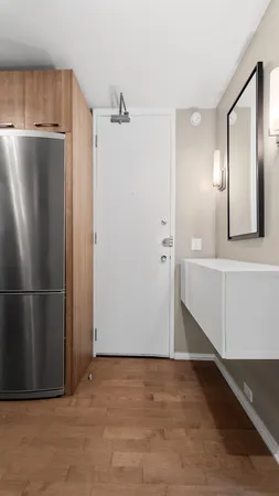 $2,500 | 910 North Lake Shore Drive, Unit 1016, Chicago, IL 60611
