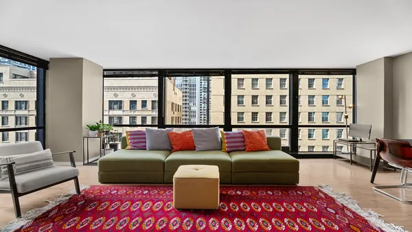 $2,500 | 910 North Lake Shore Drive, Unit 1016, Chicago, IL 60611