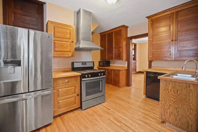 $239,900 | 521 2nd Street Northwest, Faribault, MN 55021